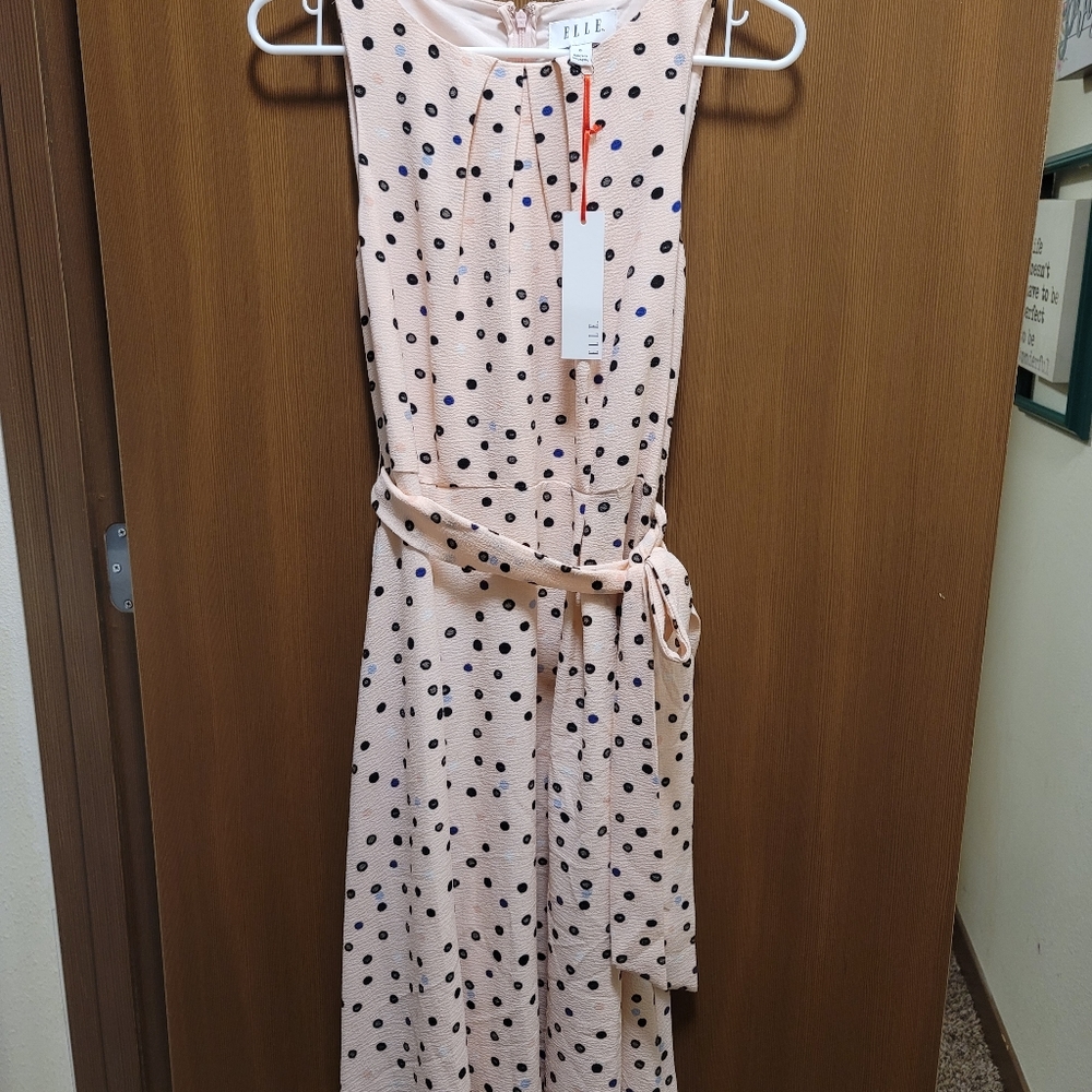 Elle Pebble Pink size 6 Sleeveless Dress